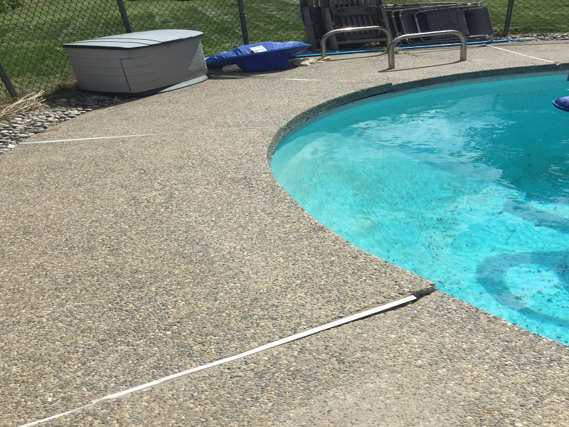 tilting pool deck