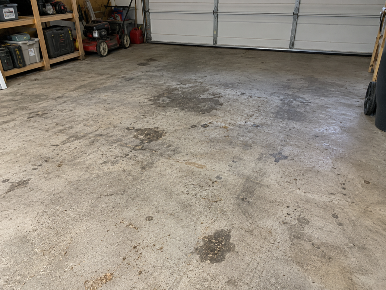 Garage floor before concrete sealing